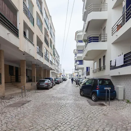 Flh Caparica By The Sea With Balcony Apartment *